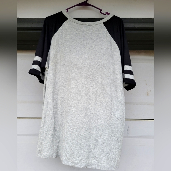 Womens Tee - Picture 2 of 3